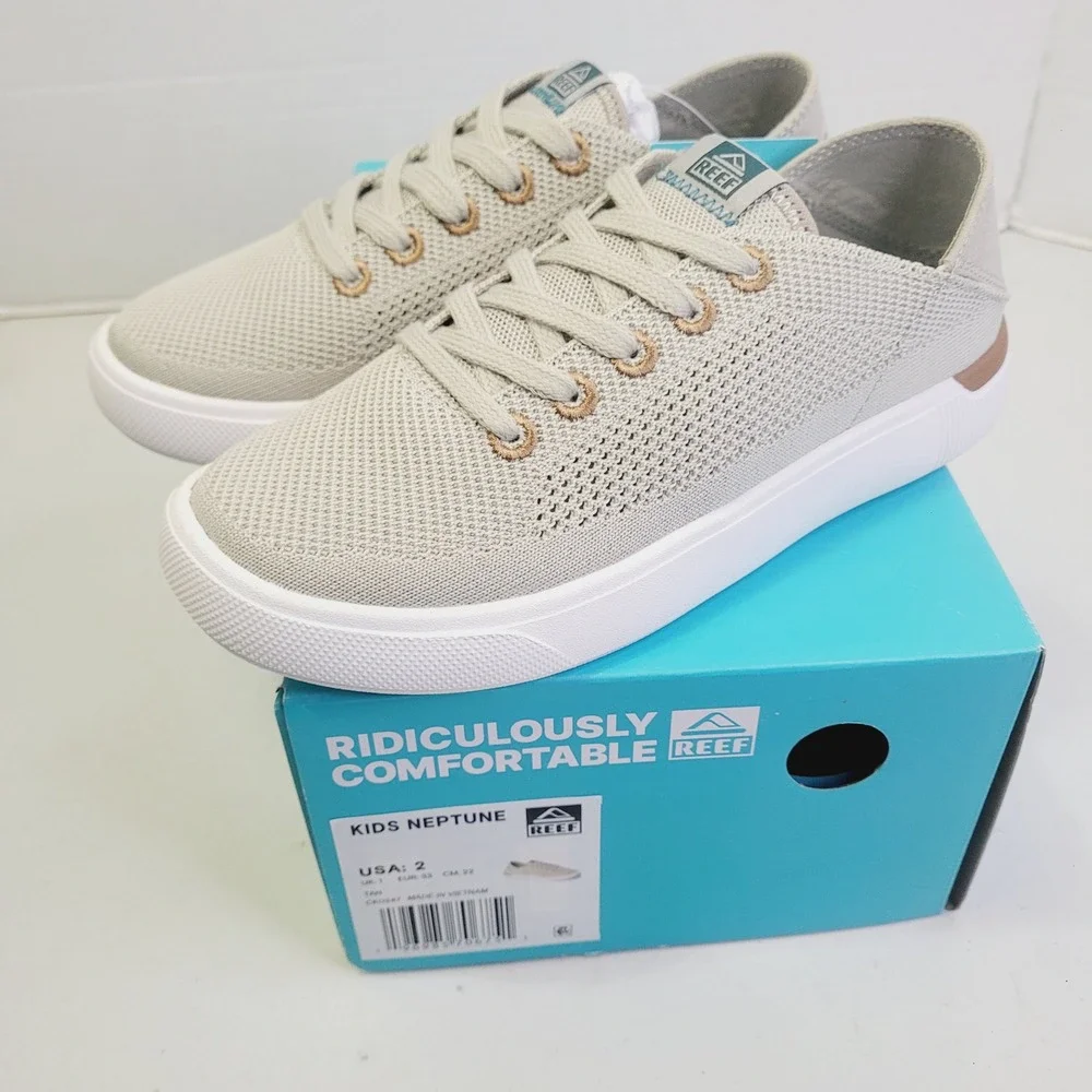 Reef Kids Neptune Sneakers Size 2 Tan Knit Low Top Cushion Comfort CK0247